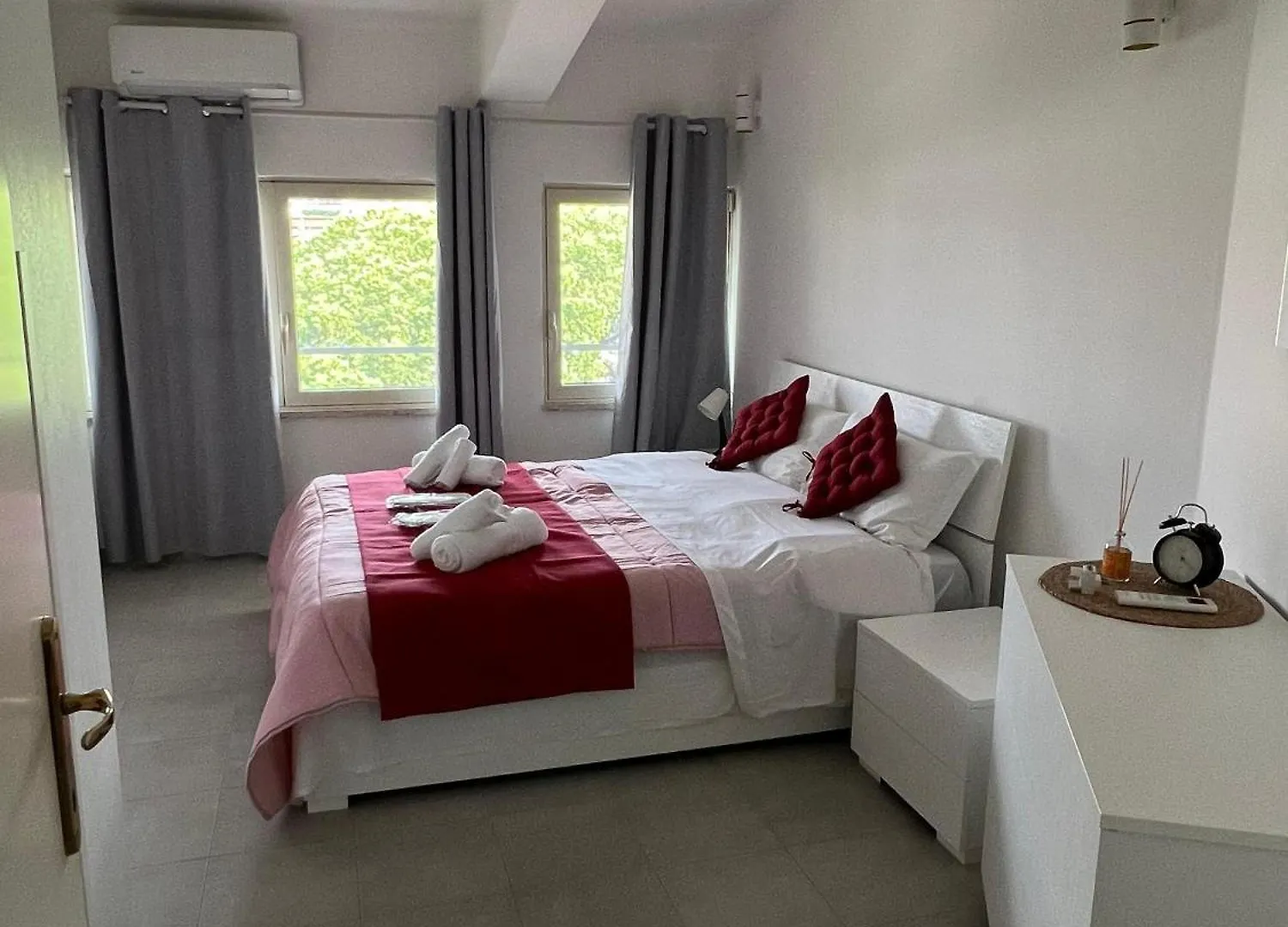 Pentthouse Entire Apartment In Rome